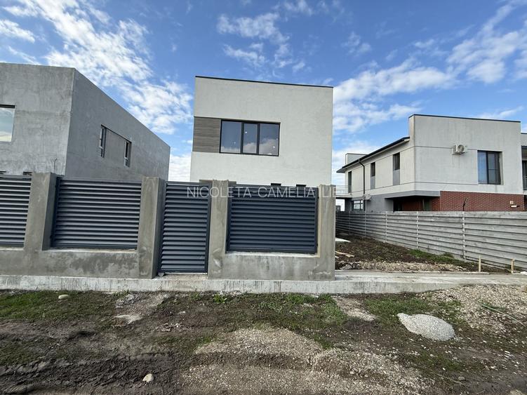 CASA| VILA INDIVIDUALA | LUX| COM 0% | 5 CAM| PROPRIETAR| NOU ! CURTE - 57