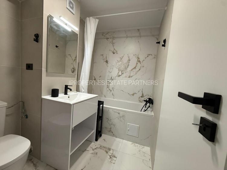 2 Camere Sun Royal Metrou 10 Minute - 10