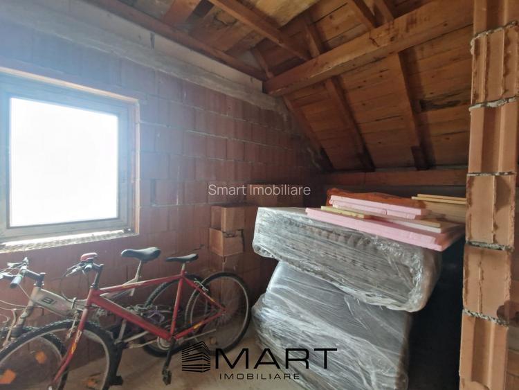 Casa la rosu in Sura Mare - 10