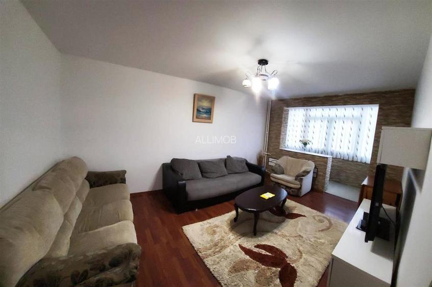Apartament 3 camere in Ploiesti, zona Republicii, 8 Martie - 2