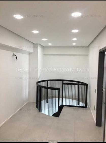 OCAZIE apartament duplex spațios 6 camere, B-dul Unirii, vedere stradala, pret 5 - 3