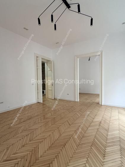 Spatiu Birou | 3 Camere | Zona Centrala | Cladire Istorica - 6