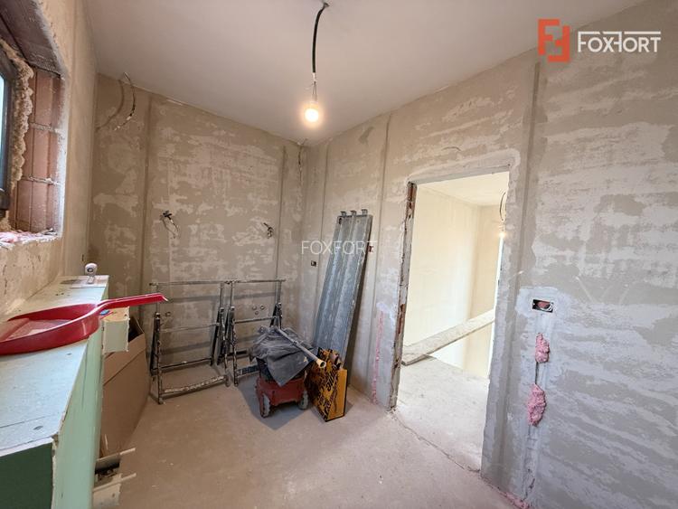 Casa individuala cu 5 camere de vanzare in Dumbravita - 18