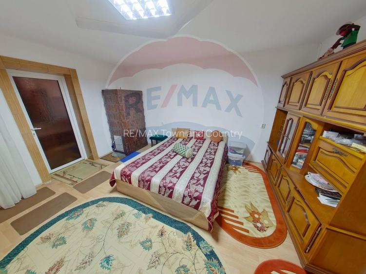 Casa / Vila cu 16 camere de vanzare in zona Bobalna - 7