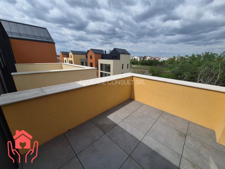 METROU LAMINORULUI (Meadows)- Vila cu priveliste catre lac, libera, comision 0% - 29