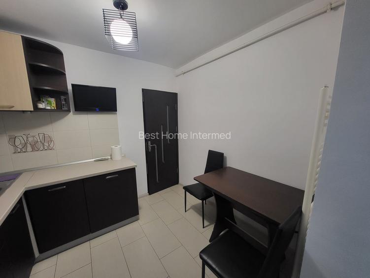 Faleza Nord, 2 decomandate, mobilat, utilat, gaze, teremen lung, 2600 ron - 9