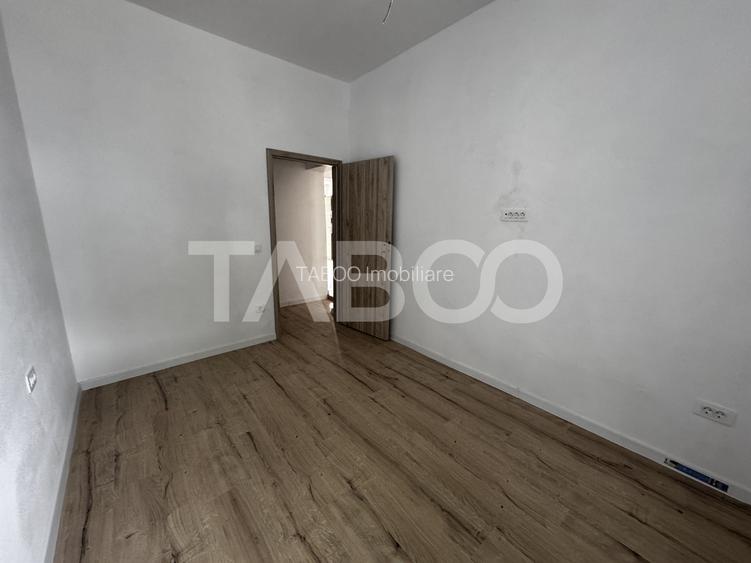 Apartament renovat complet la casa 3 camere 60 mpu Piata Cluj Sibiu - 7