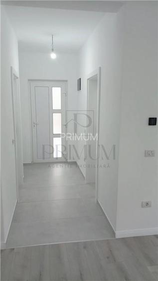 Duplex la cheie - toate utilitatile - compartimentare practica - 3