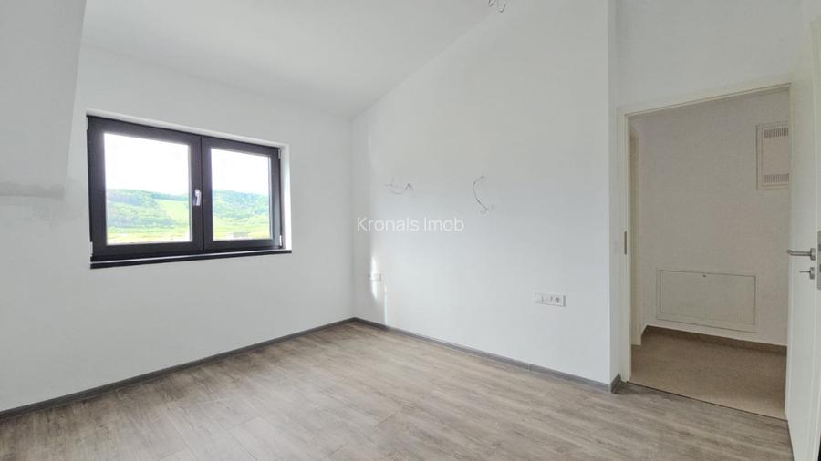 Apartament cu 3 camere 62mp, zona Dealul Lempes, Sanpetru - 3