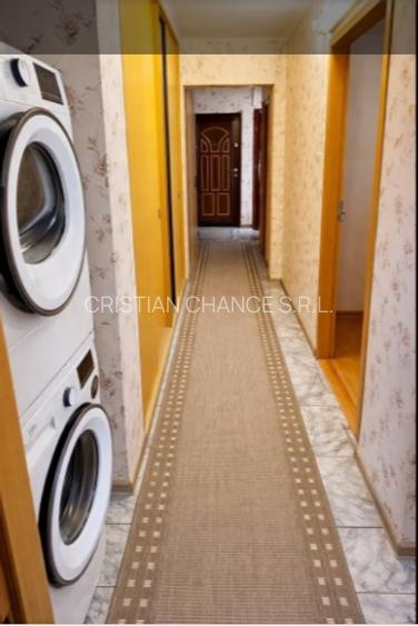 39787  Apartament 3 camere Poarta 6 - 2