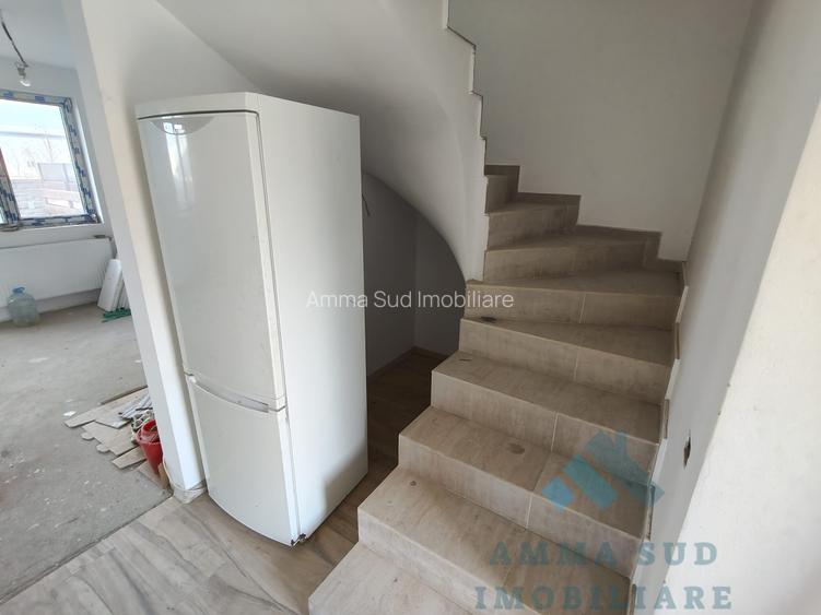 Vila P + 1 + M - 5 camere - 140 mp utili - Sos. Oltenitei DN 4 / A0 - 4