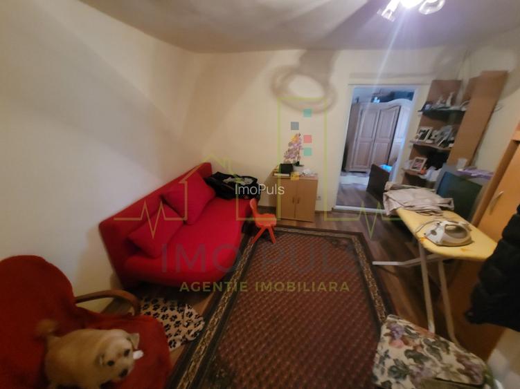 Casa in Ronat compartimentata in 2 apartamente cu intrari separate - 11