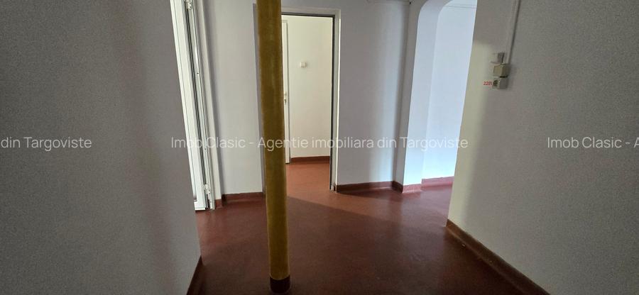 Vânzare apartament 3 camere , parter, micro 5 Târgoviște - 4