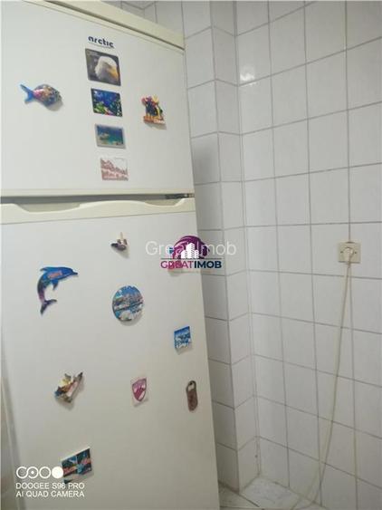 Inchiriere 1 camera dintr-un apartament cu 3 camere. - 8
