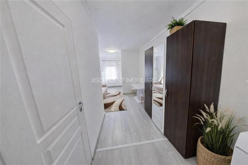 Garsoniera practica,Central: vis-a-vis de Universitatea Transilvania,Brasov - 5