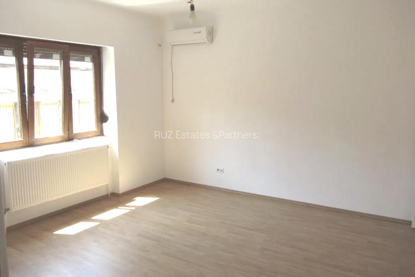 Apartament | 4 Camere | Ideal Birouri | Balcon | Bucătărie | Central - 3