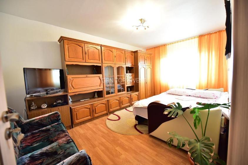 Apartament 2 camere cu balcon zona Vasile Aaron - 3