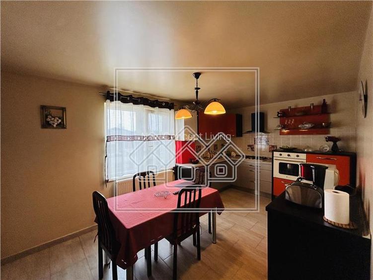 Casa de vanzare in Sibiu - 119 mp utili + 50 mp curte + 2 parcari - 4