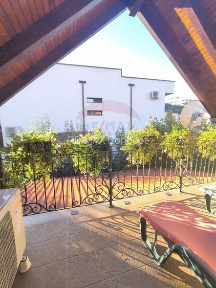 Casă de vanzare - 39