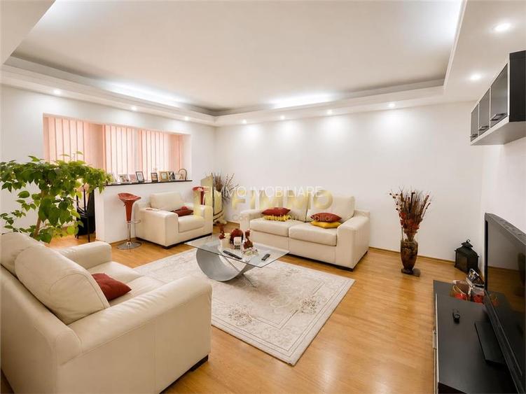 Apartament 3 camere | Decomandat | Et 3 | Obcini | Suceava | |D:1753 - 2