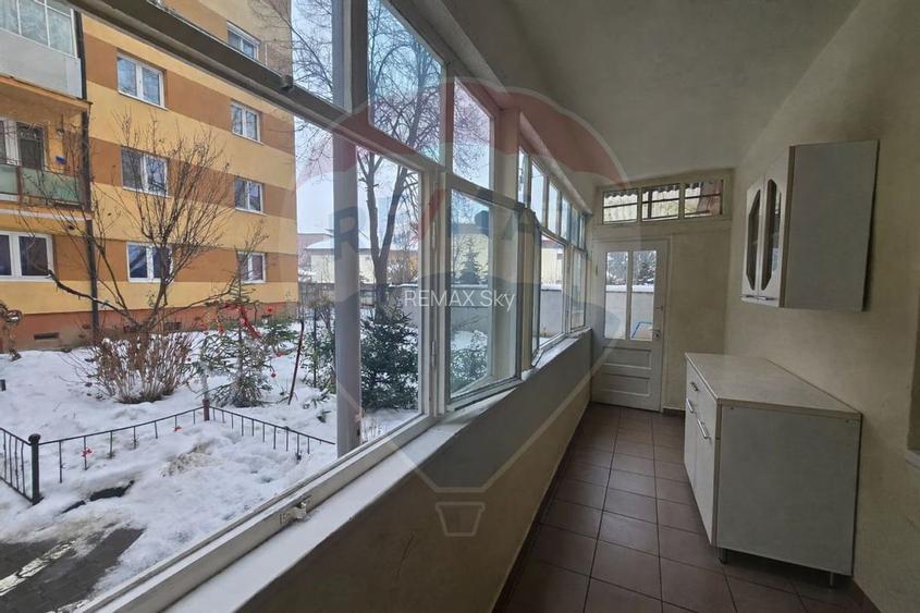 Apartament cu 4 camere de vânzare în zona Cetate -Comision  0% - 10