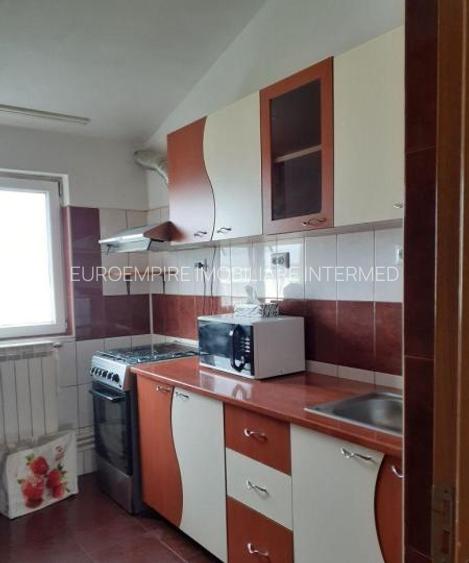 Apartament  cu 2 camere de vânzare, zona Km 4-5 - 3