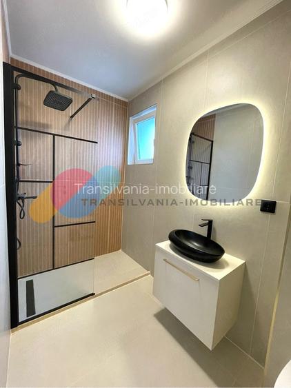 Apartament de lux cu 3 camere, situat în Florești, strada Cetății - 8