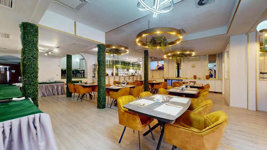 Spatiu comercial cu teren Arcul de Triumf