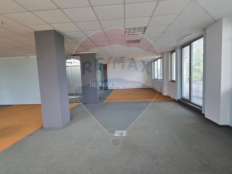 De Vânzare Clădire de Birouri 1.769 mp cu Teren 3.728 mp DN4 - 15