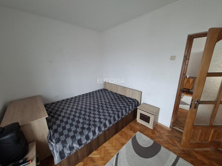 Apartament cu 2 camere, zona Tatarasi - 4
