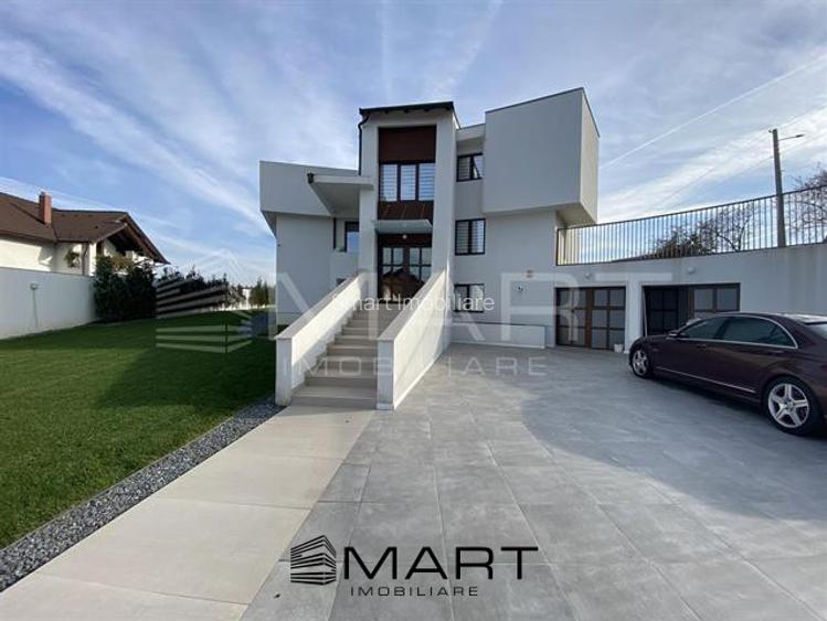 Vila de lux 5 camere +1500mp teren Cisnadie - 3