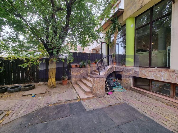 DE INCHIRIAT VILA  D+P+1+2 + CURTE | ZONA PARCUL CAROL - 30