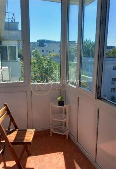 Vanzare apartament cu 2 camere Baneasa scoala 7 - 8