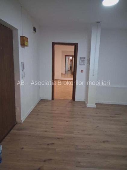 Unirii-Nerva Traian,apartament 2 camere de vanzare parter,nemobilat - 12