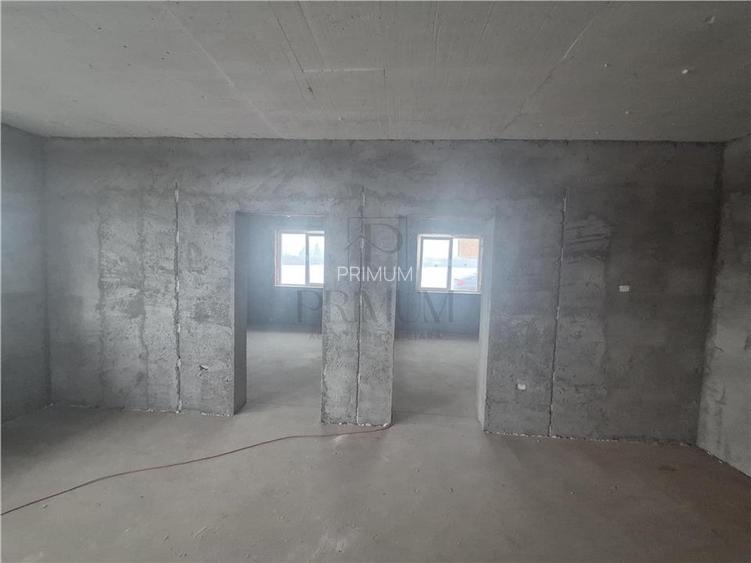 Duplex pe parter - 3 dormitoare - zona foarte buna - posibilitate alegere finisa - 9