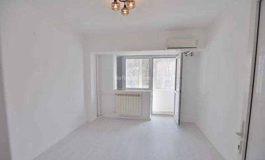 Apartament 2 camere 58 mp | decomandat | vedere pe fata | nemobilat | 3 balcoane - 3