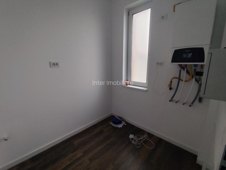 Casa cu etaj 4 cam, 4 bai , 500mp   teren   COD 158124 - 5