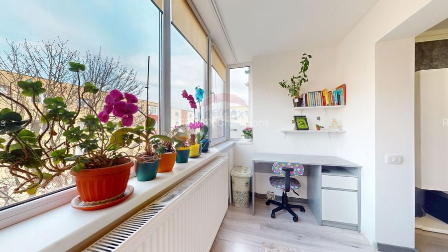 Apartament 3 camere, 2 băi, 2 parcări de vânzare zona Avantgarden 2 - 8