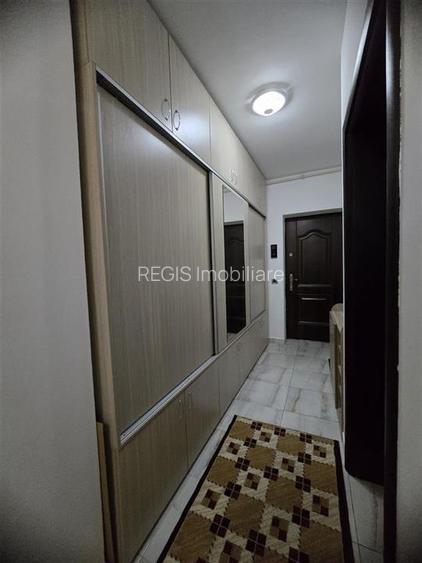 Apartament 3 Camere Zona Coresi - 11
