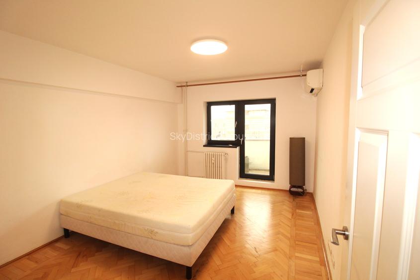 Apartament 3 camere Unirii - poziție ultracentrală, panoramă excelentă - 4