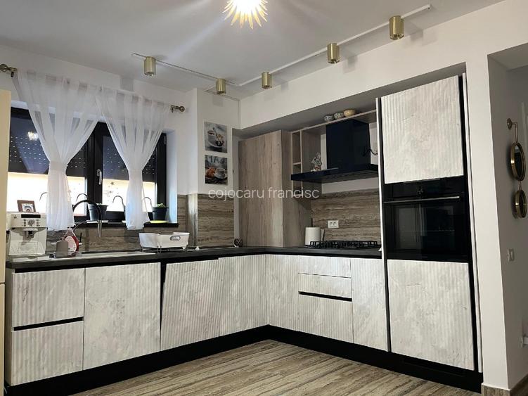 Vila noua duplex P+1 Corbeanca centru - 8