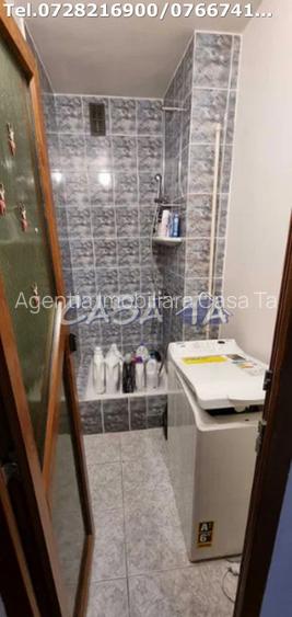 Apartament 3 camere, situat in Targu Jiu, Str. Gheorghe Magheru - 8