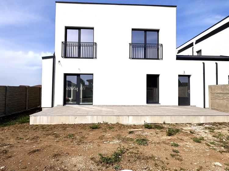 De vânzare duplex 1/2, stil cubic, despărțit prin camera tehnică, Sanandrei. - 21