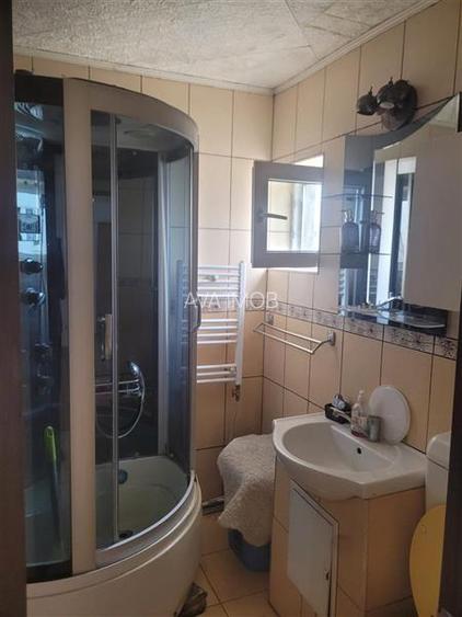 Apartament 3 camere semidecomandat, zona Neagoe Voda - 11