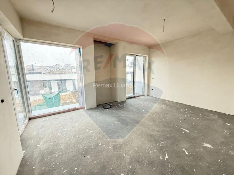 De vânzare casă 5 camere  în zona Dealuri Oradea - 9