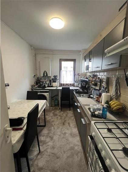 Apartament 3 camere cu balcon si pivnita etaj 1 zona Mihai Viteazul - 4
