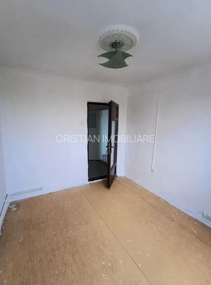 Ap 2 cam 42mp utili zona Piata Saraca, etaj 3, LIBER - 3