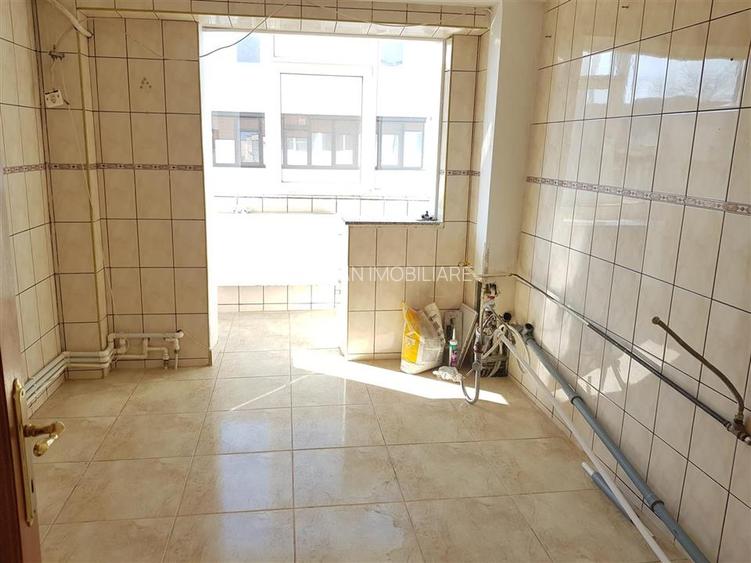 3 cam 71mp confort 1 decomandat etaj 3 Obor-Dinamo - 5