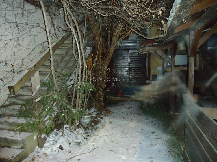 Inchiriez spatiu comercial  - 12
