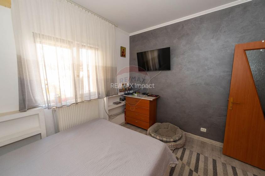 Vila de vanzare in zona P-ta Unirii 140 mp teren - 7